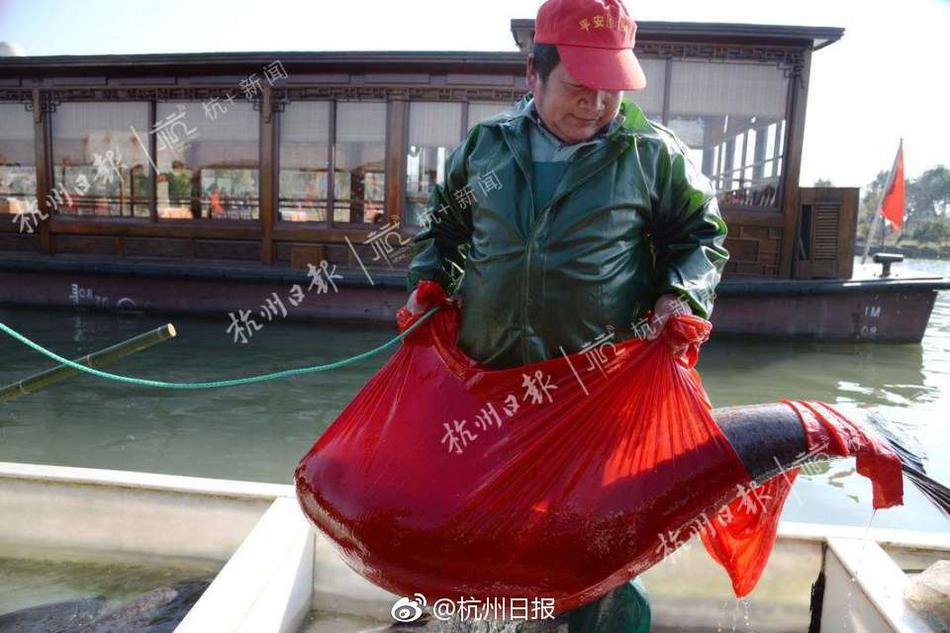国产真人实拍女处实破