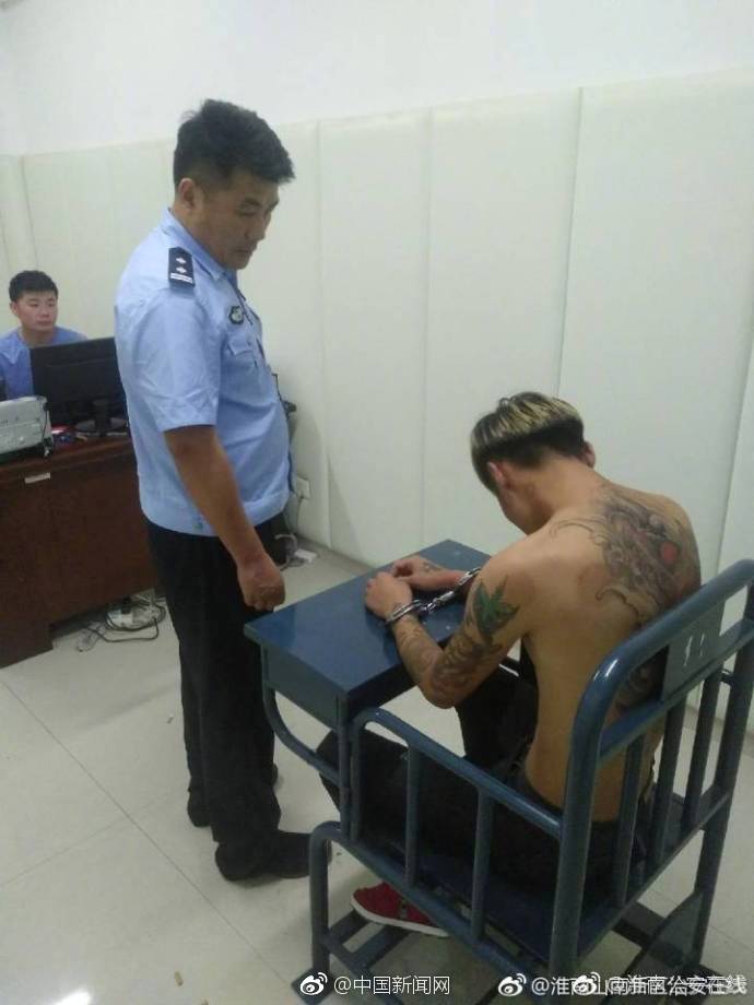 自拍偷拍欧美