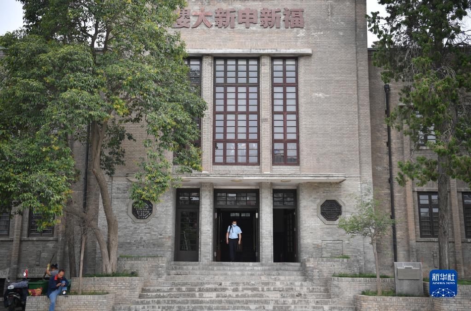亂伦小说合集小说