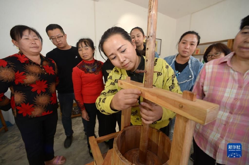 奶水奶汁乱喷的A片