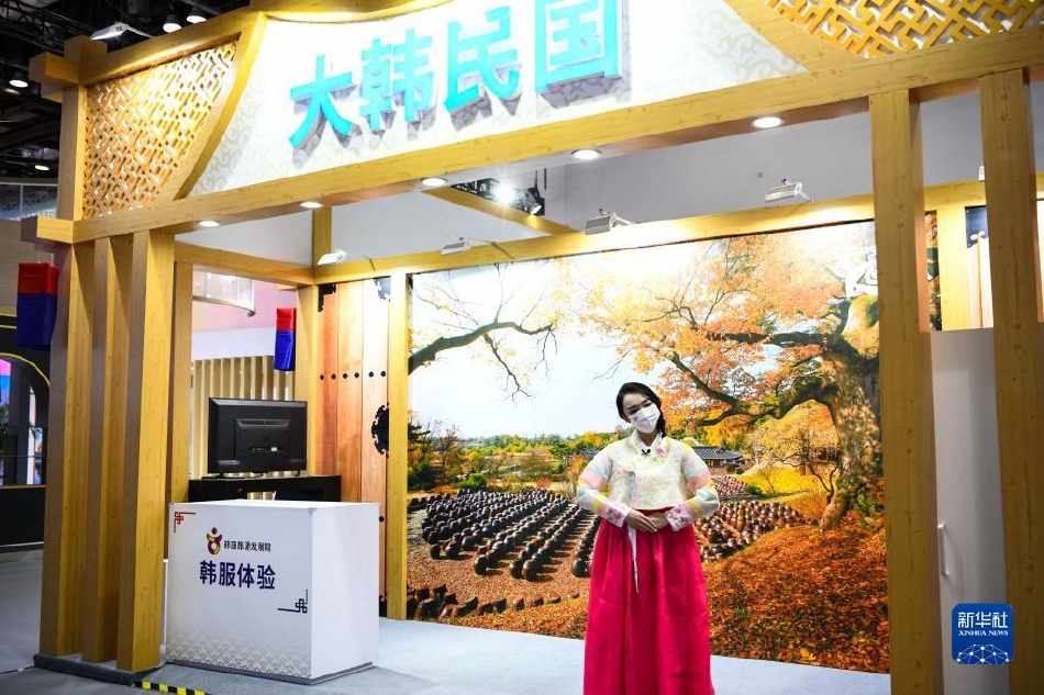 十八岁以下禁止下载