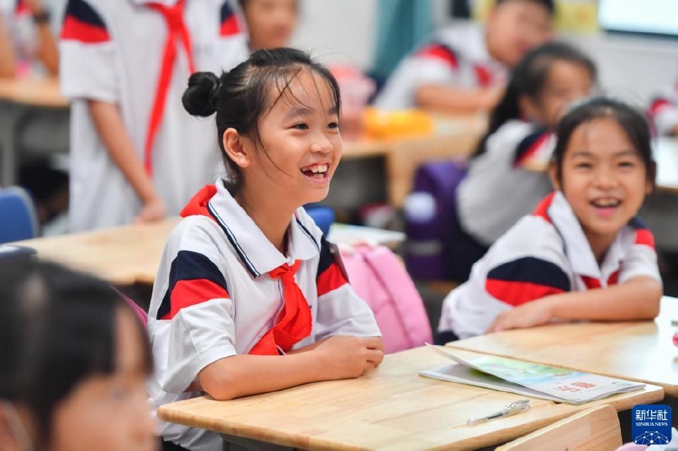 凑个60岁的中国女人逼
