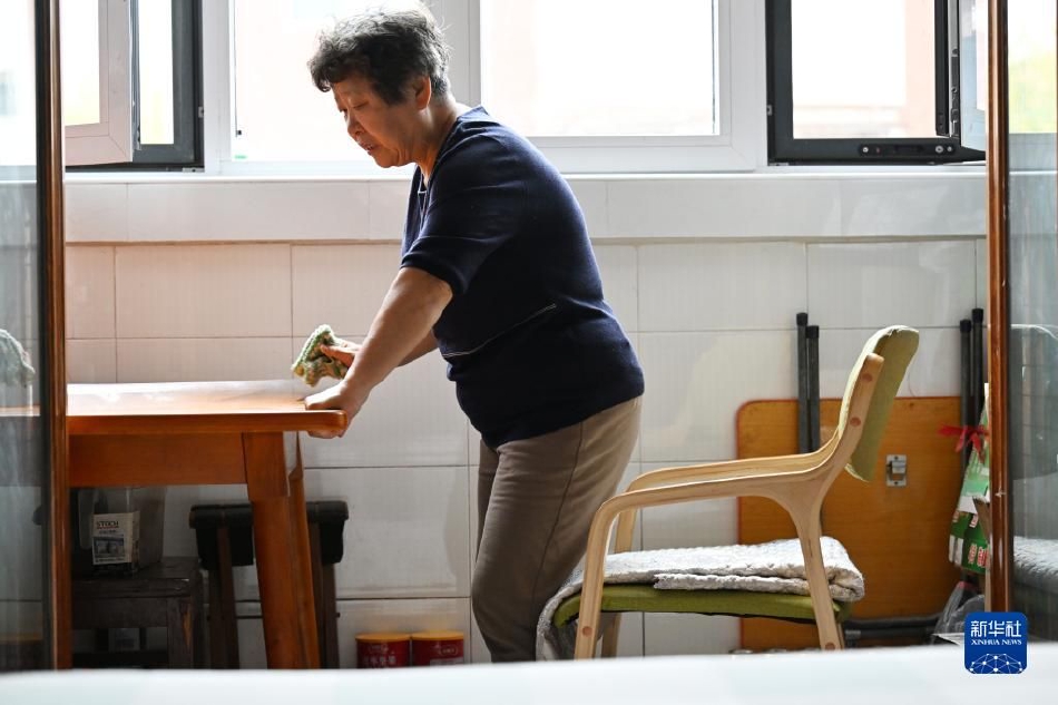 美女直播黄色片