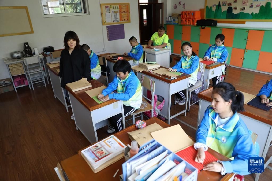 国产高清乱伦性爱