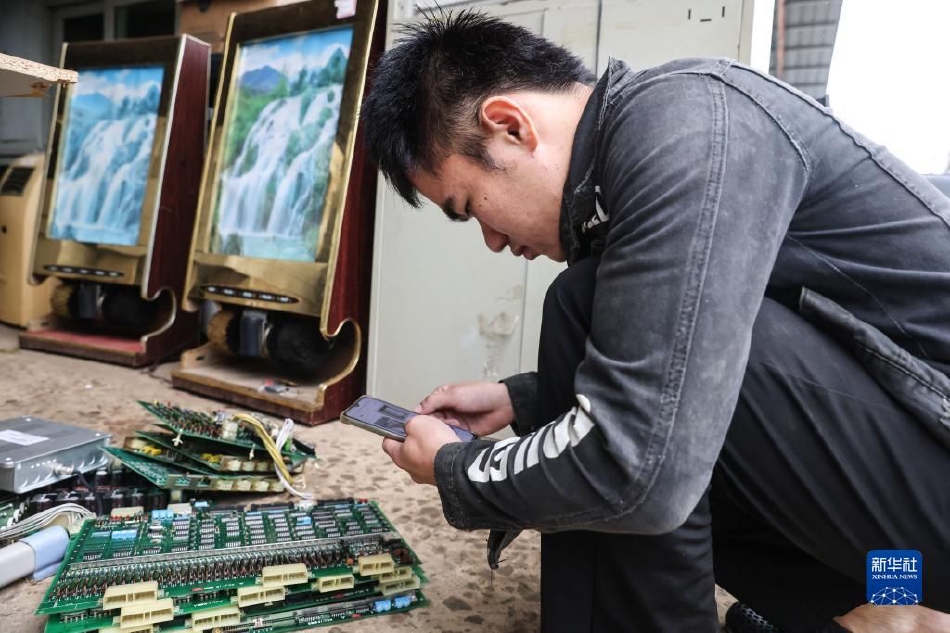 永濑康介