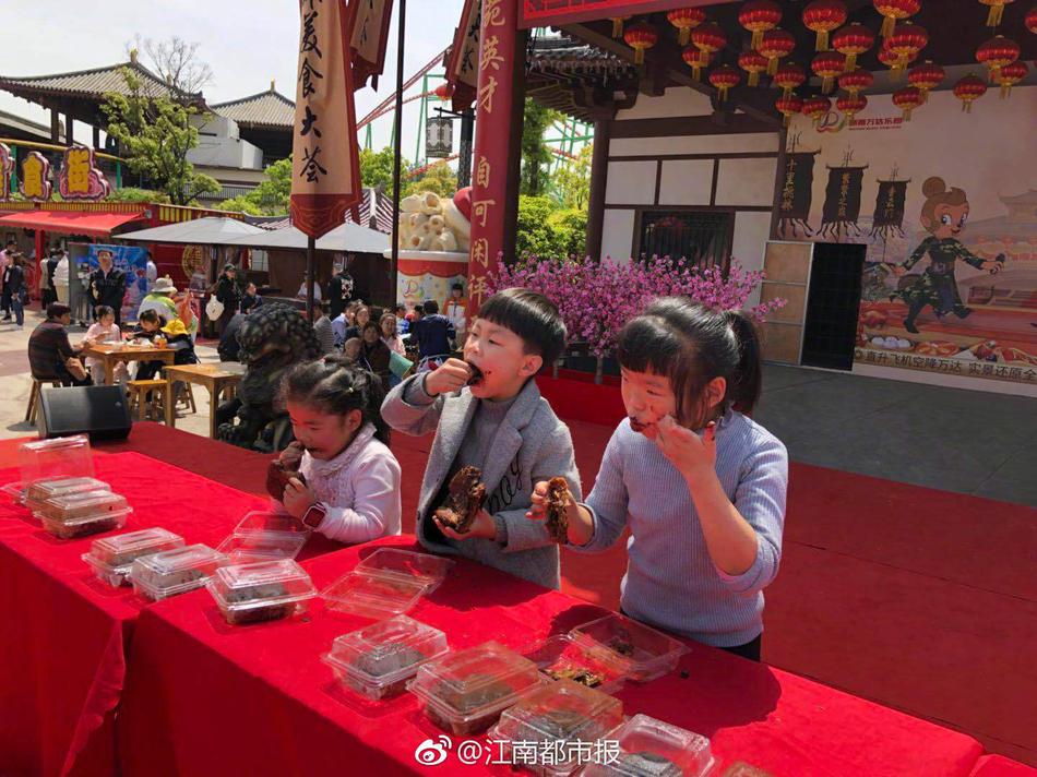 女老师一级片