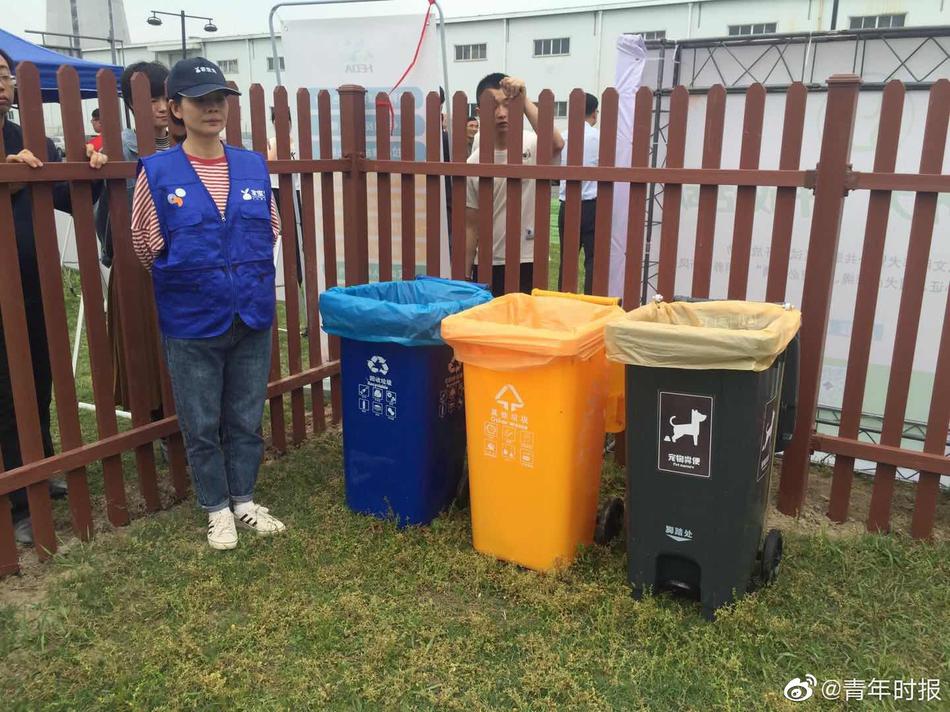 露营弄完女友弄女友闺蜜