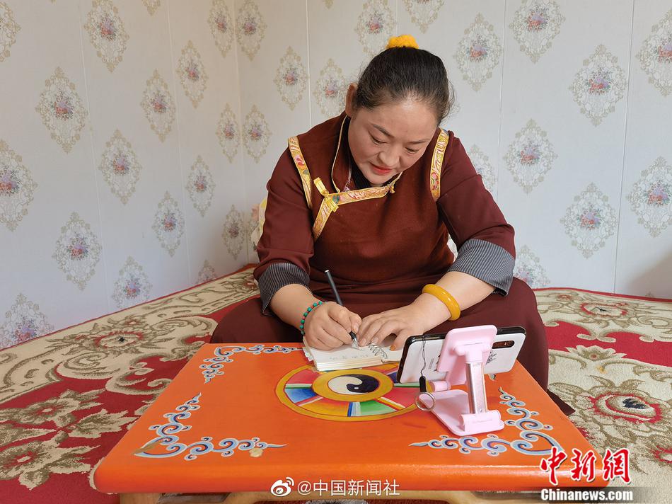 少妇与公豬交HDXXX