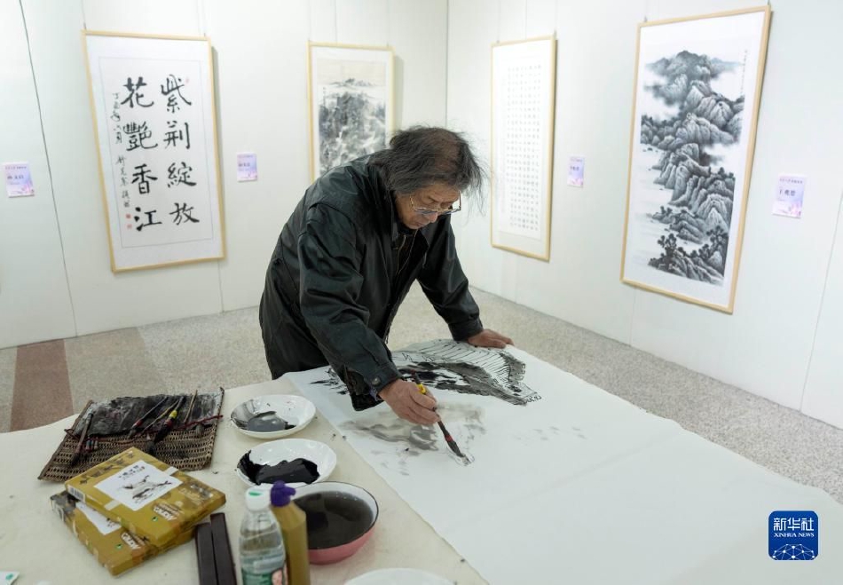 女人洗澡视频一级偷拍