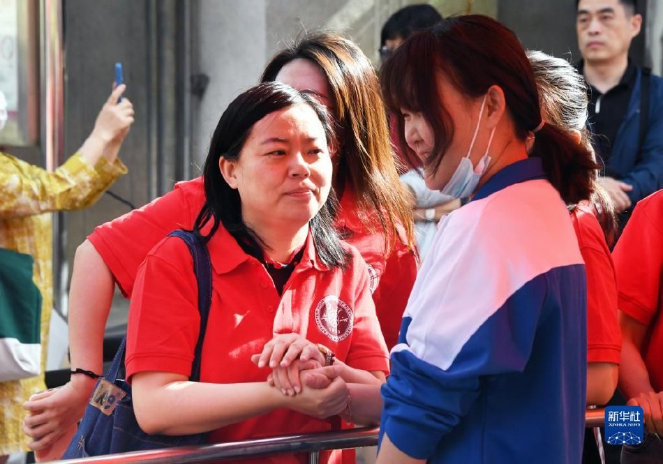 明星美女裸无遮挡网站