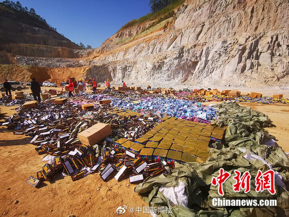 有谁帮忙推荐一个黄色网站免费