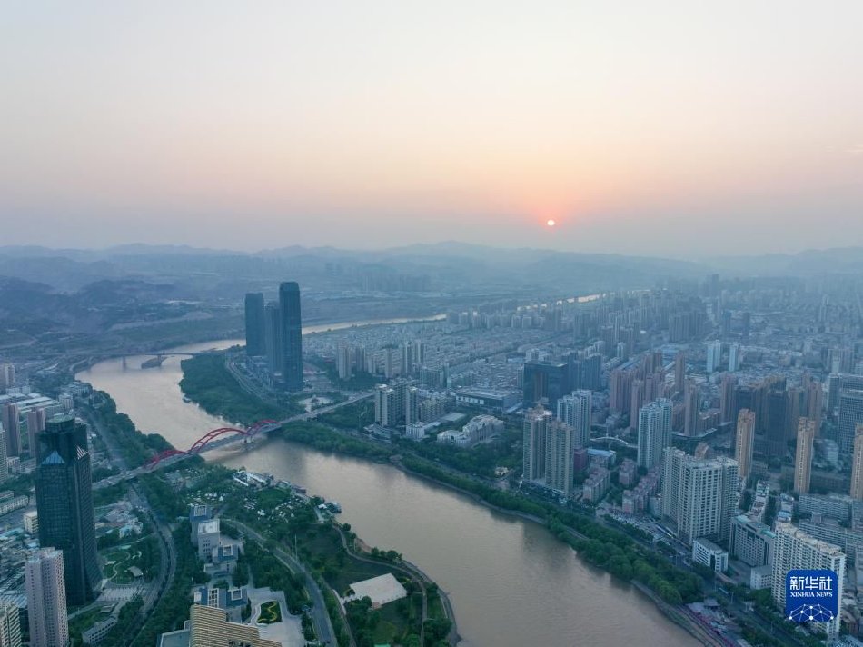 台灣群交