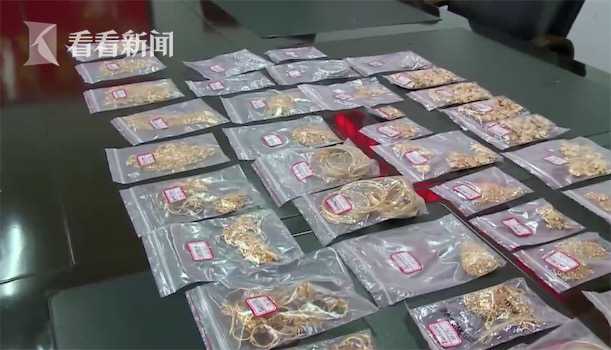 柯 基 交配