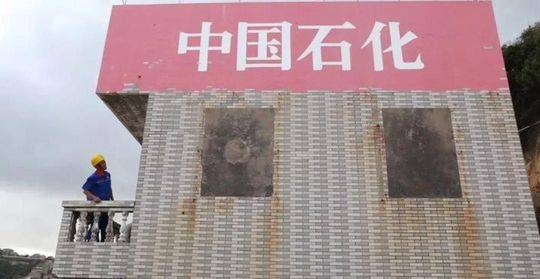 美女被扒 玩奶头