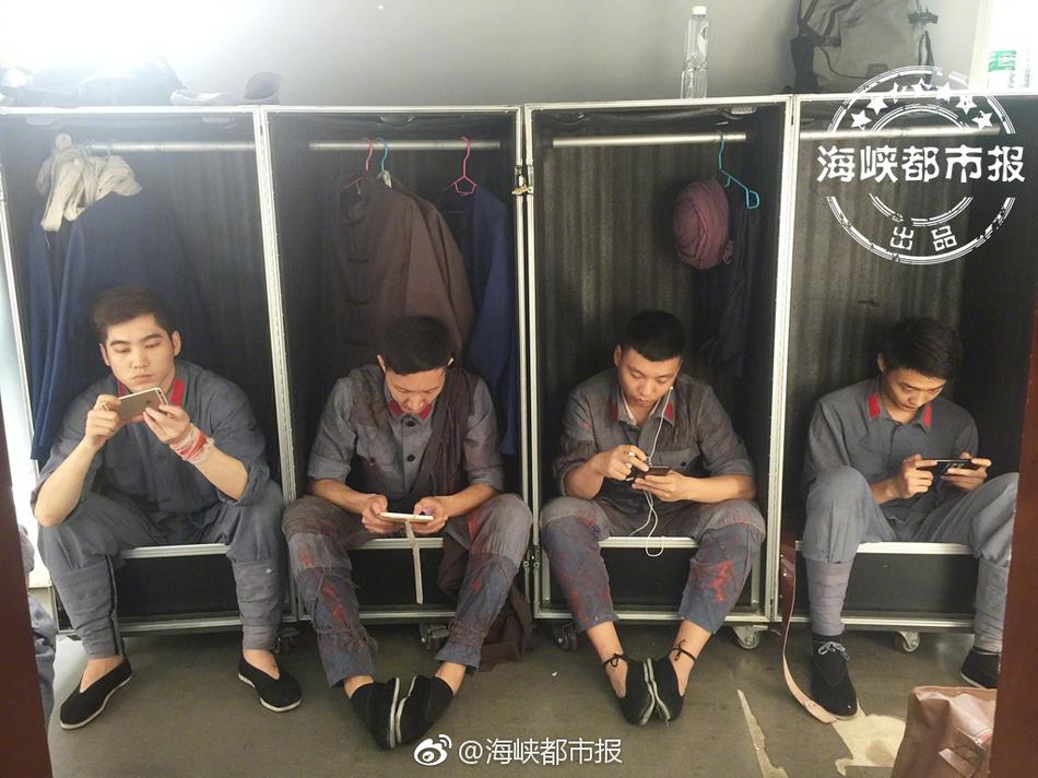 巨胸动漫被爆 挤奶