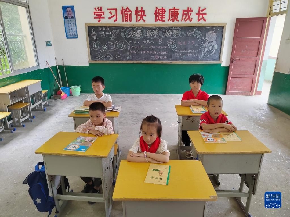 亚洲一卡二卡