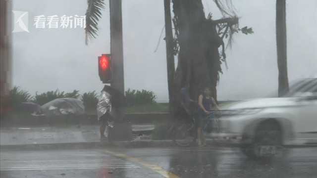 老师扒下内裤让我爽了一夜袁老师