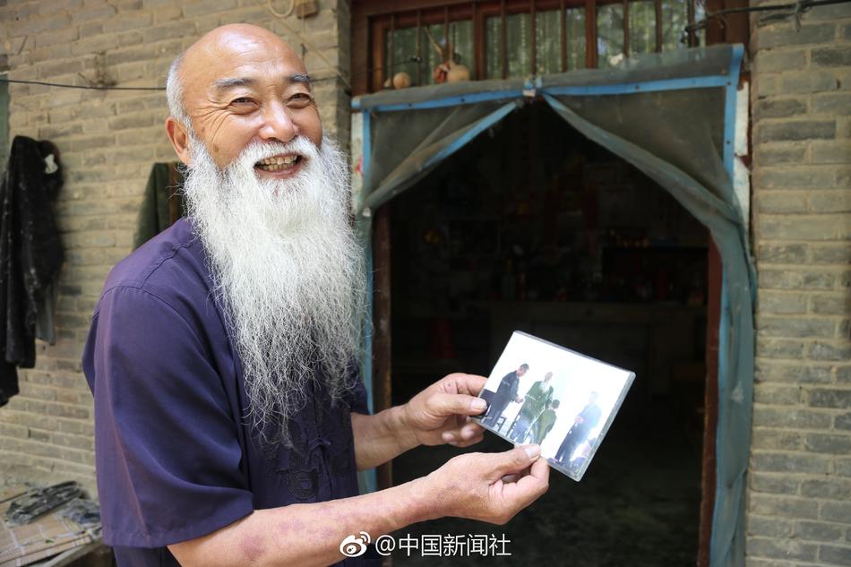 “国家级非物质文化遗产木版水印艺术作品展”揭幕