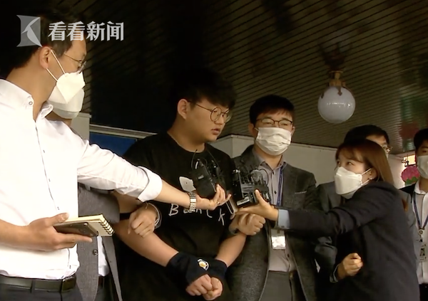 张柏芝给陈冠希吹哨视频大全