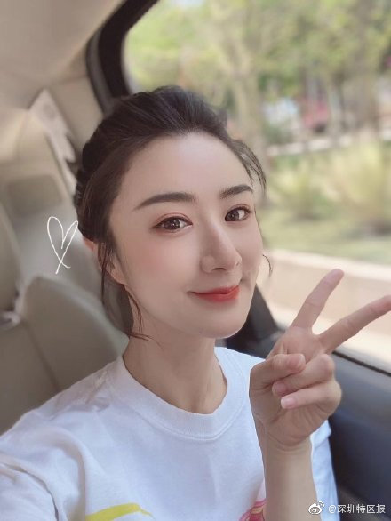 昨晚和两个男人做真爽