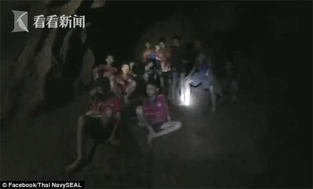殴美性生活三级大黄片