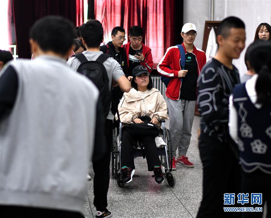 饥渴少妇性Xxxx中国Hd饥