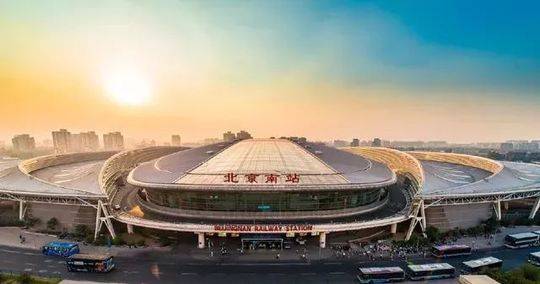 公交车被多人伦 H黄文
