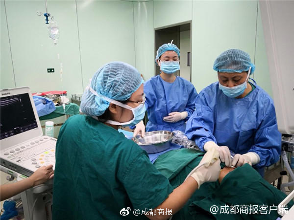 濱小步
