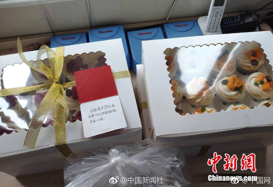 操多毛性感老妇人阴户