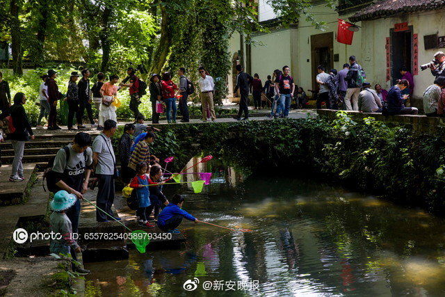白袜少年被绑脱裤玩j