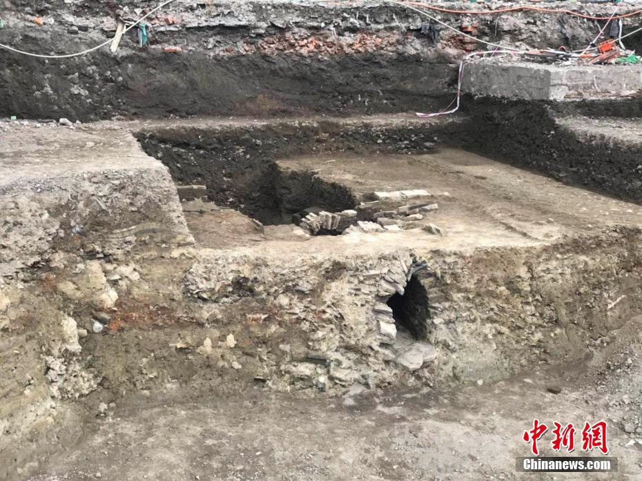 亚州老熟人妻在线