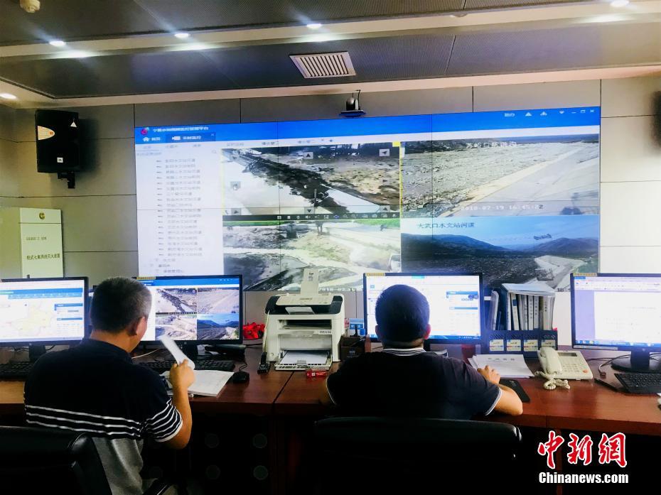 一区二区三区精密机械公司