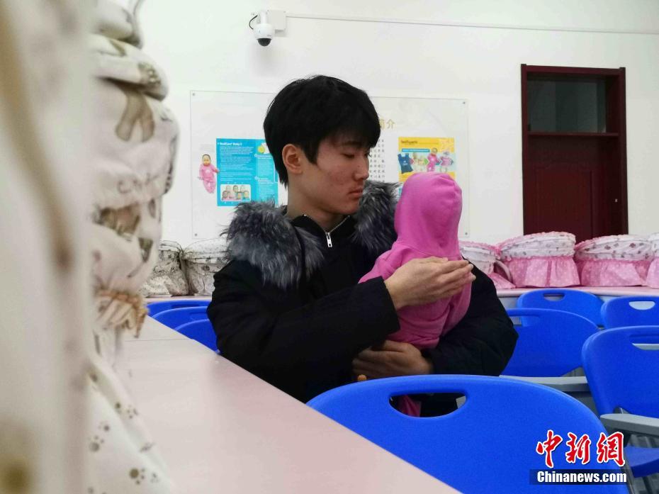 美女裸奶100%无遮挡免费网