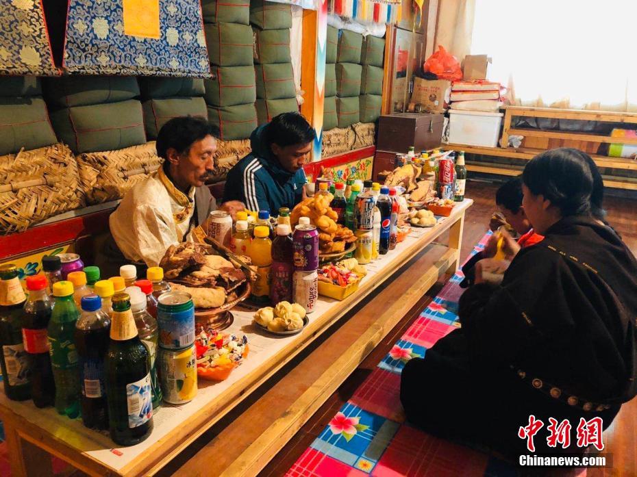 韩国三?理论片