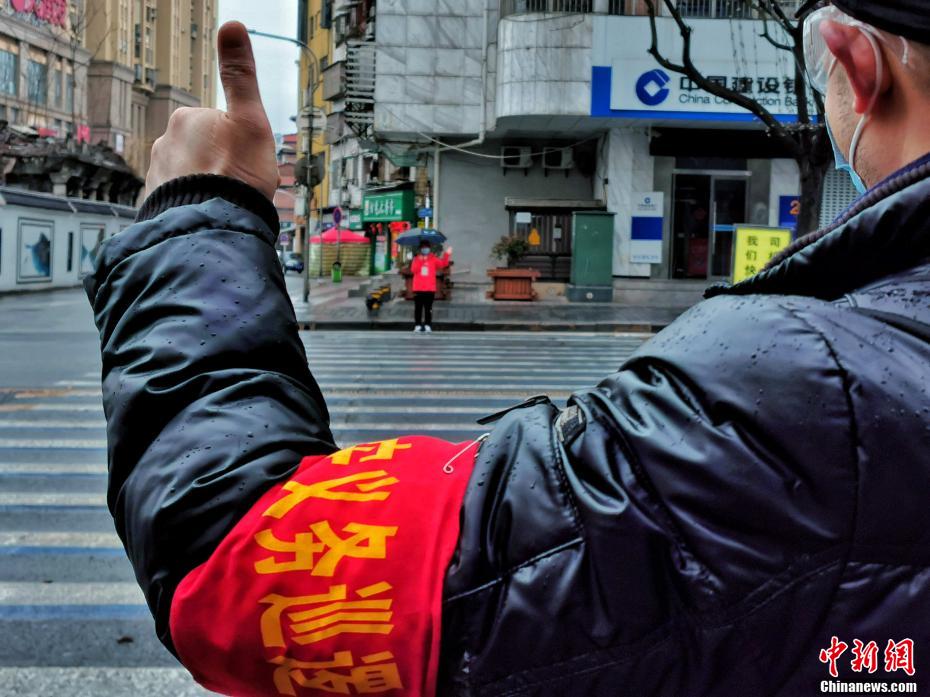 羽希月被黑人吃奶DsD585