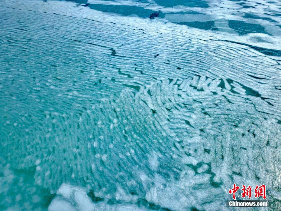 不穿內褲露出