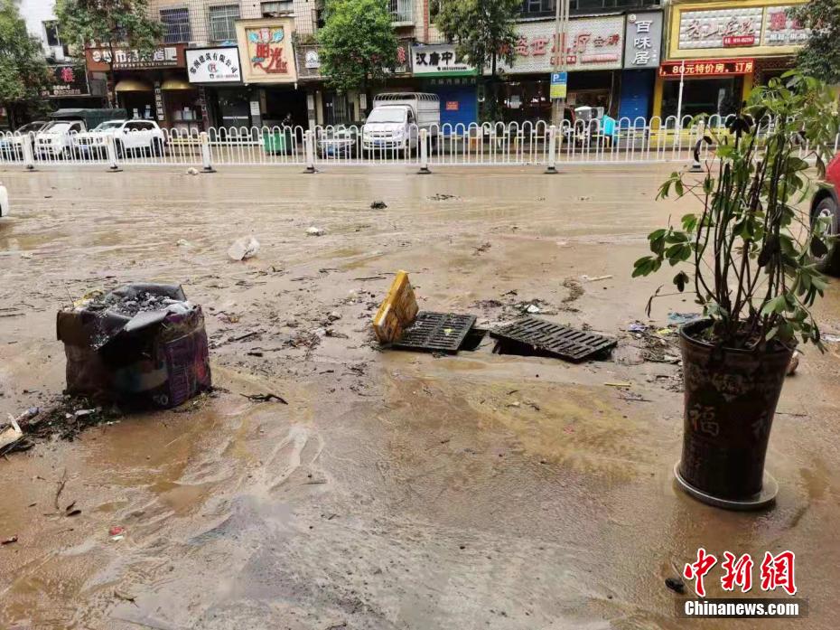 免费看国产调教电影院