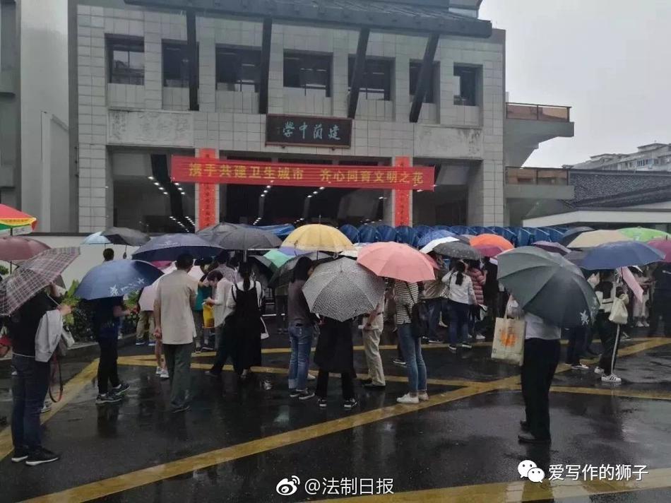 张柏芝裸体露下面大全