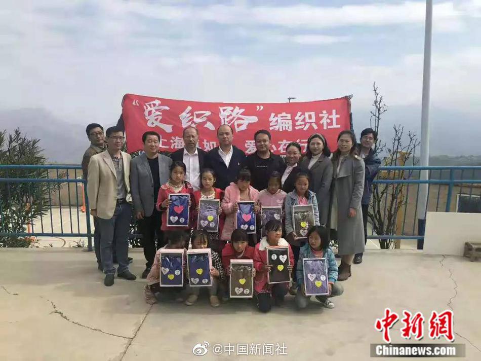 中国中年俊男一级片