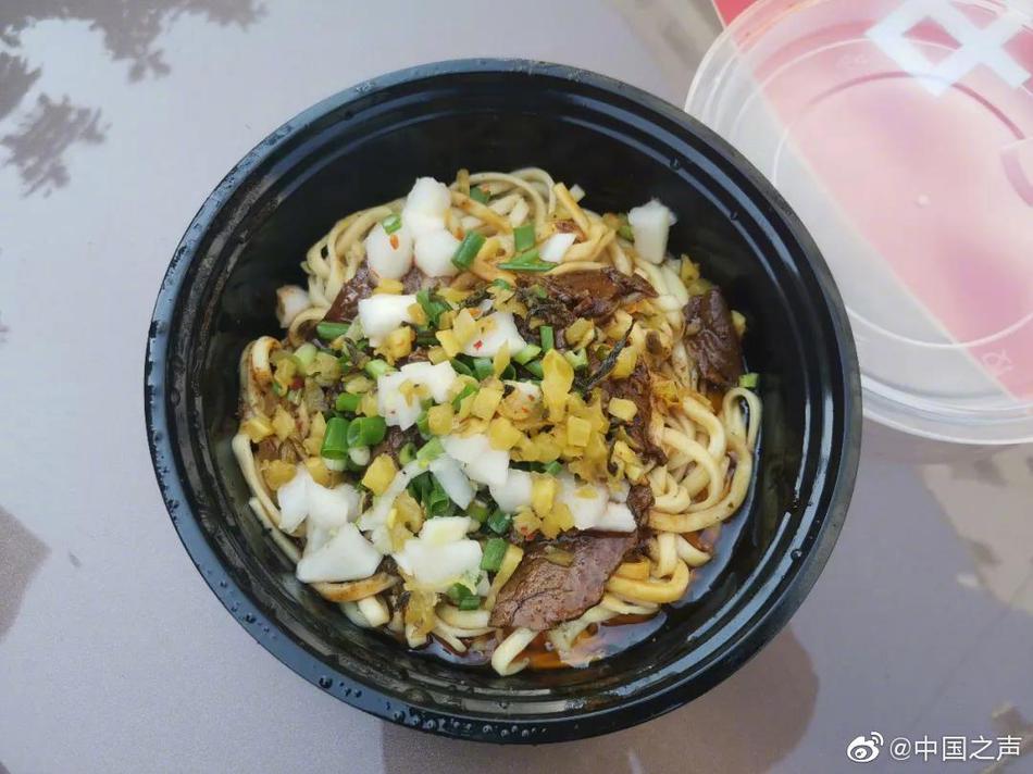 大 屁股 熟女