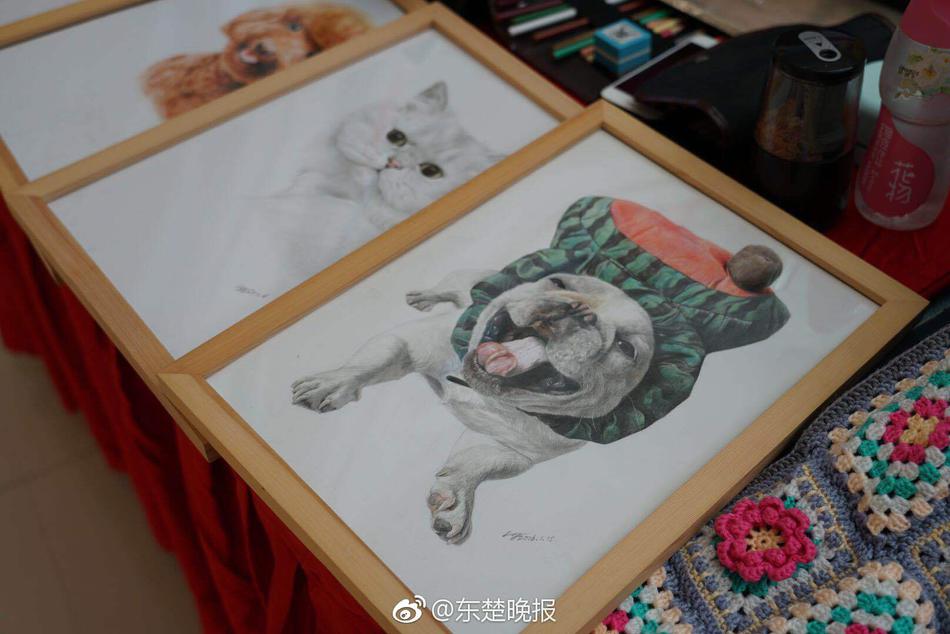 偷闻女鞋