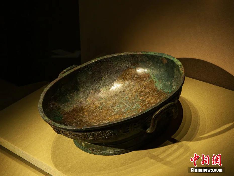 裙子里面是野兽