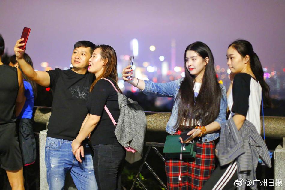 内射人妻福利一区P