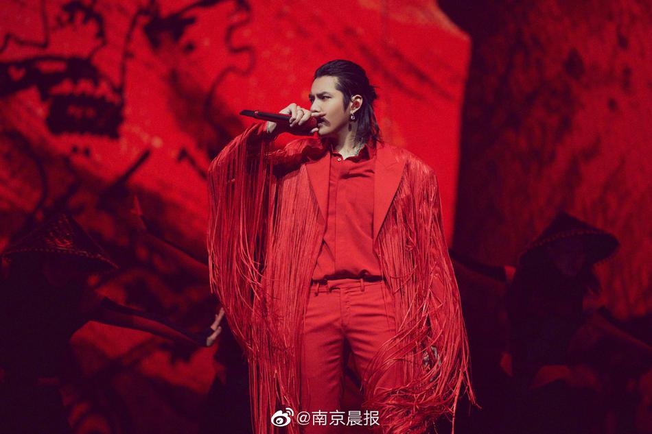 亚洲熟妇自拍