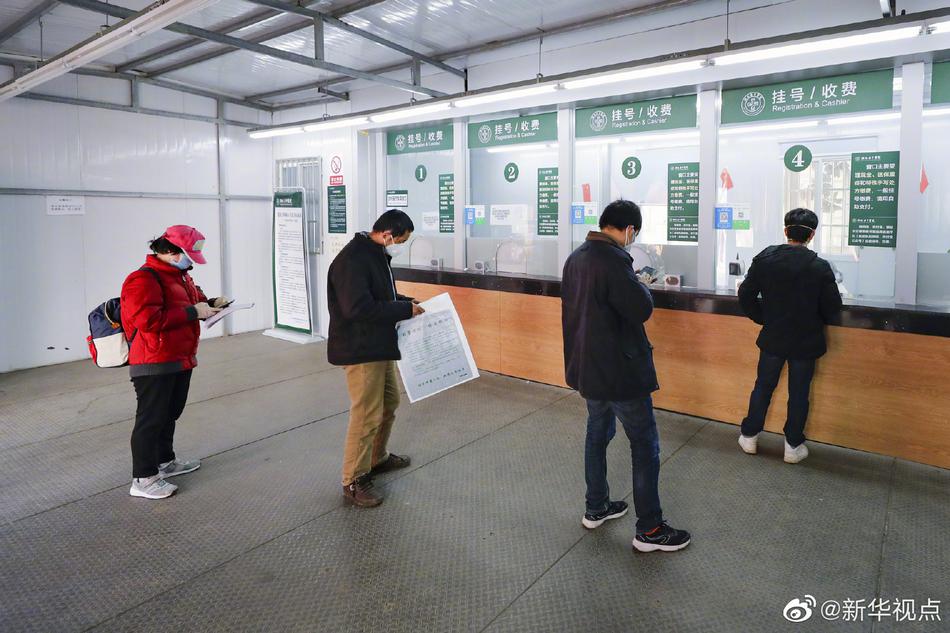 变态撕开内衣 吸屁股
