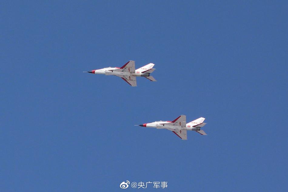 明星美女裸无遮挡，黄色网站