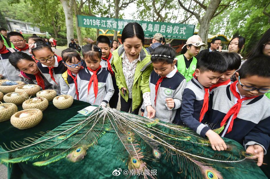 欧美裸美女的逼