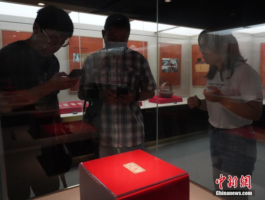 国产精品乱码一区二三区张津瑜