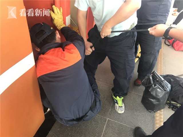 日韩老妇操逼大片
