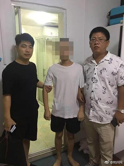 欧美裸美女的逼